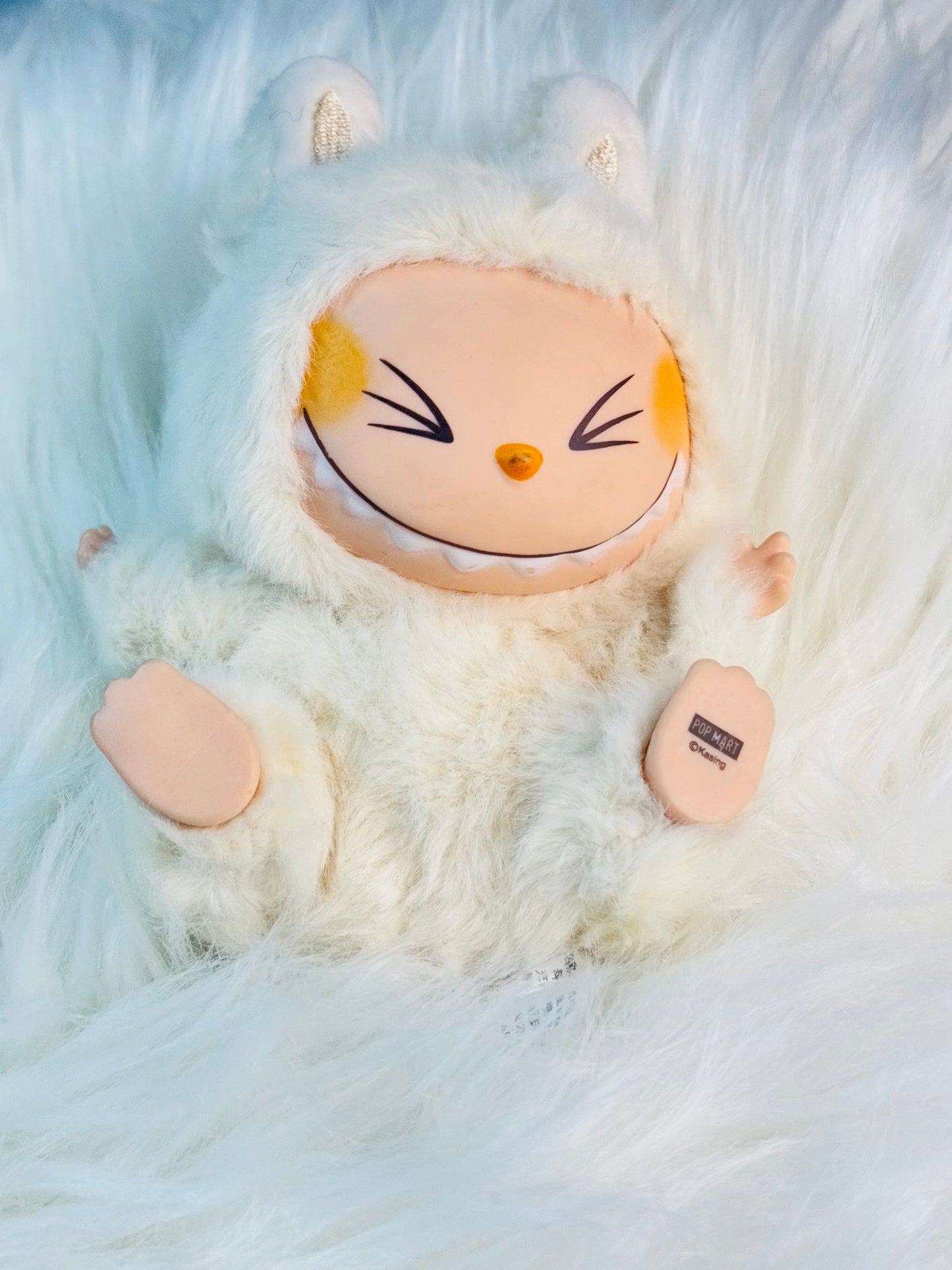 Labubu Have A Seat Monster Plush Keychain - 1 PC (SiSi White)